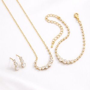 Elegant Gold Jewelry Set